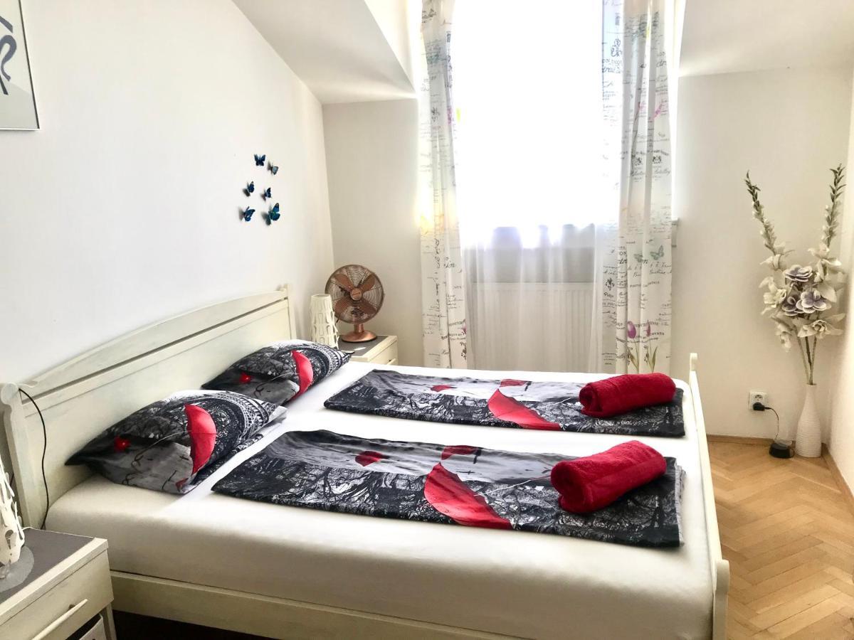 Fantastic Apartment In The City Center Prague Exterior photo